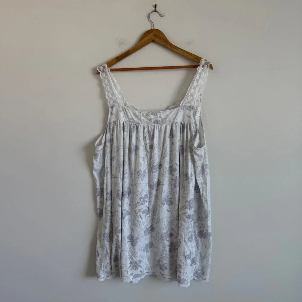 Eileen Fisher eileen west
